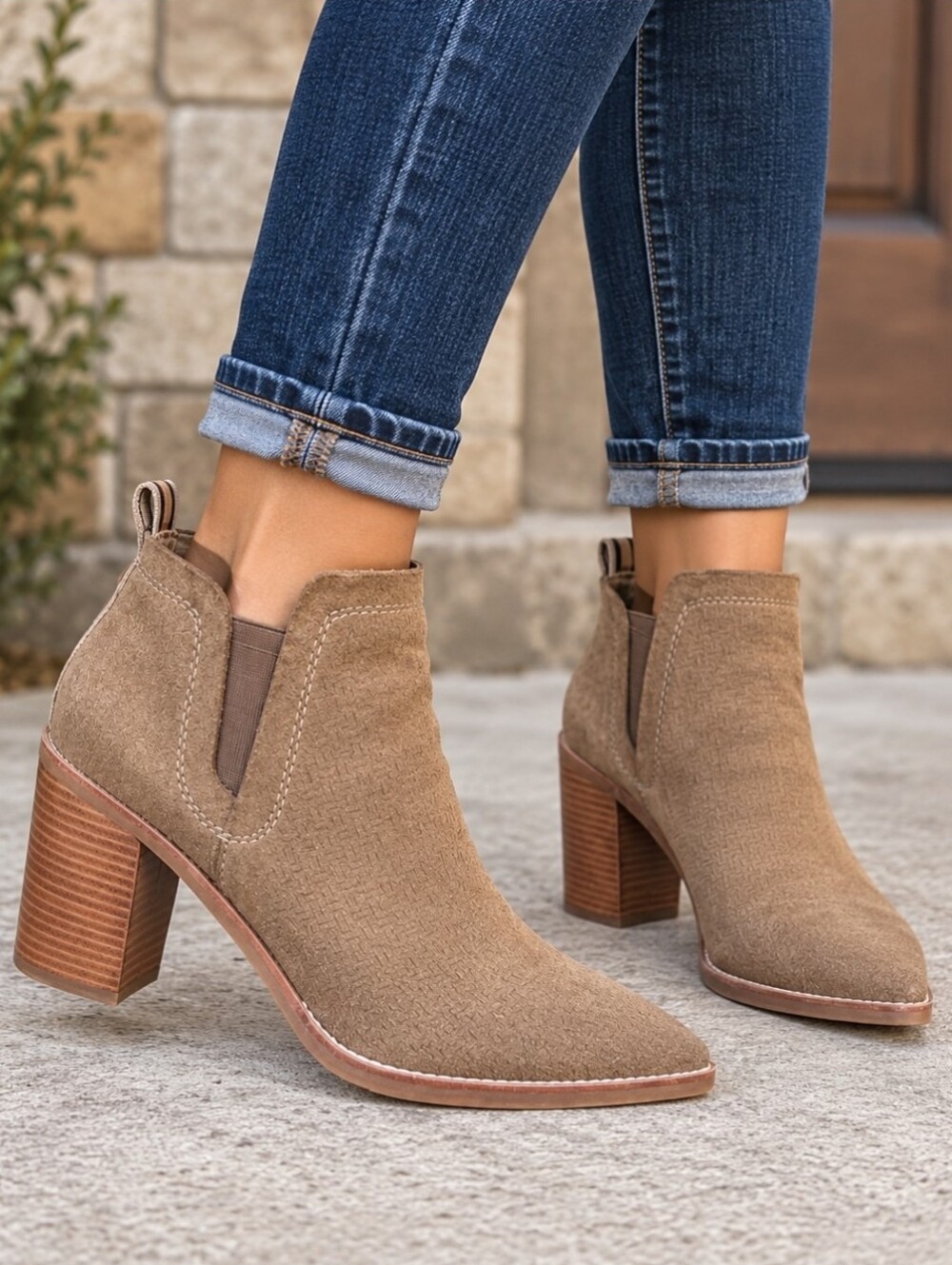 Dolce Vita Sirano Y2K Western Boho Minimalist Pointy Toe Block Heel Bootie 9.5M